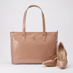 ピンクベージュヴィーガンエナメル エアリートート