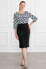 Navy Fox × Black Décolleté Tuck Dress