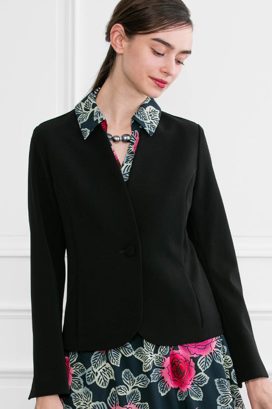 【通年素材・裏地なし】スマートストレッチ ブラック ノーカラージャケット