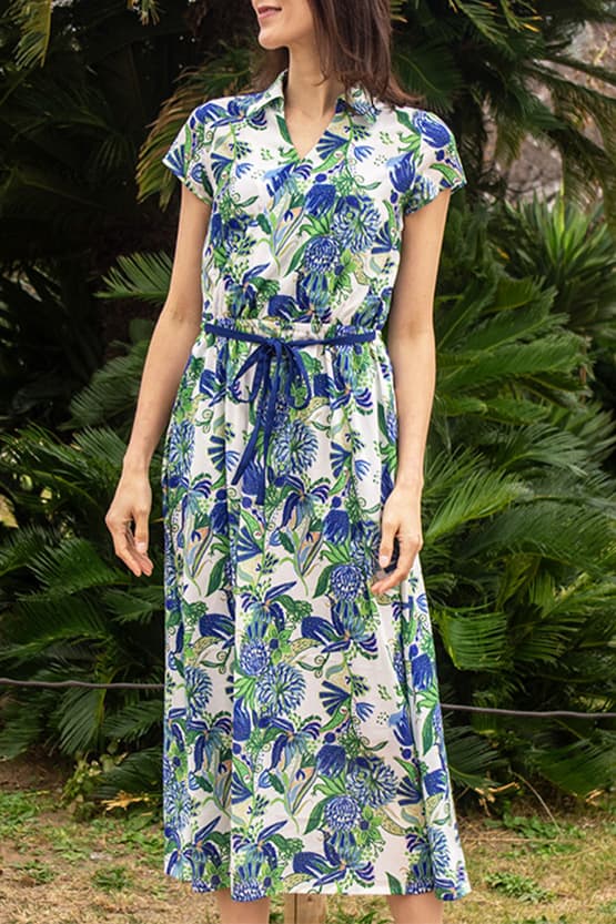 Stretch Chiffon Blue Crayon Berry Collared Cache-Coeur Long Dress