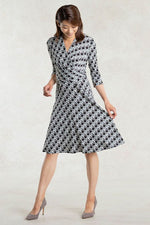 Monotone King’s Road Cache-coeur Dress