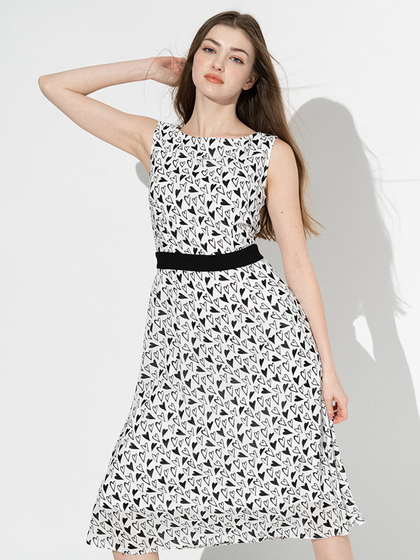 【ストレッチシフォン】 モノトーンハート シフォンフレアワンピース