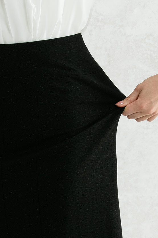 Suit Friendly: Knee-Length Skirt