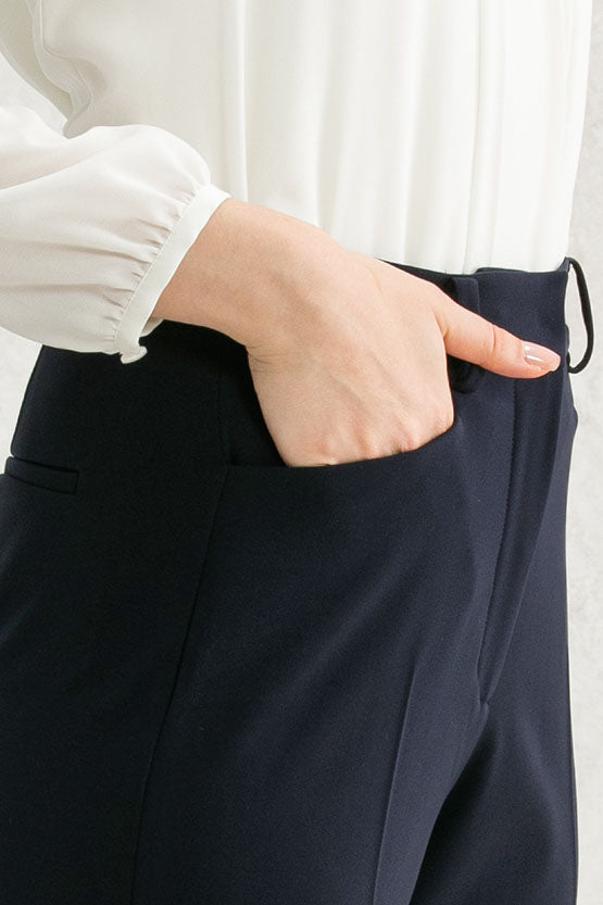 【通年素材】スマートストレッチ ダークネイビー ストレートパンツ