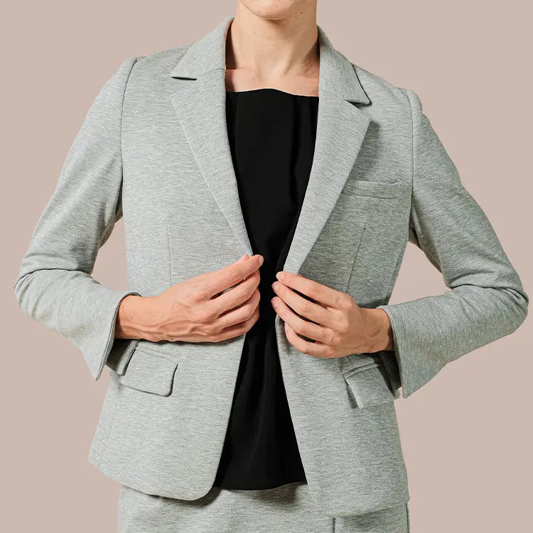 ワンランクアップする シャープなシルエット