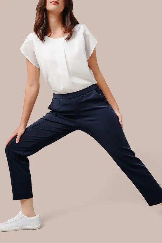 Space Material:Easy Tapered Pants