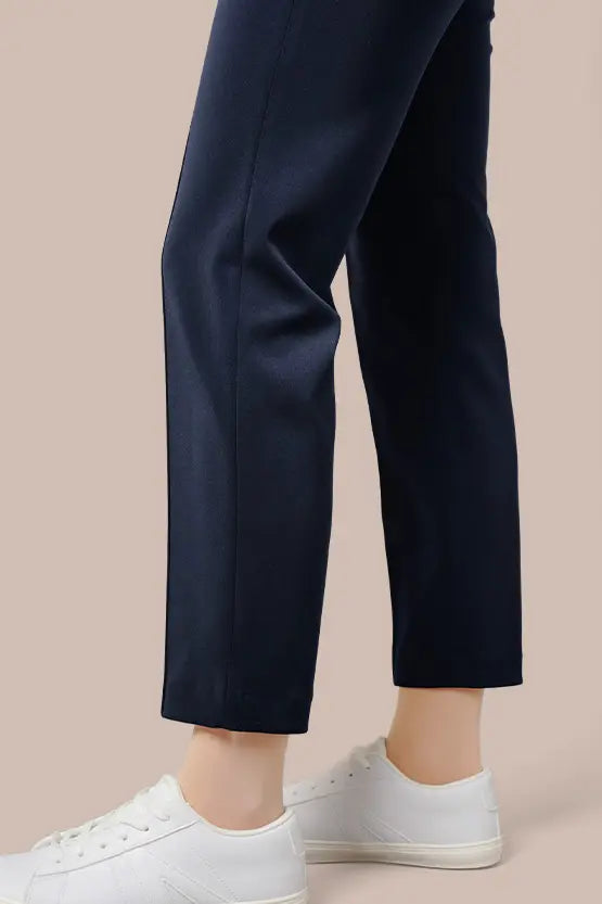 Space Material:Easy Tapered Pants