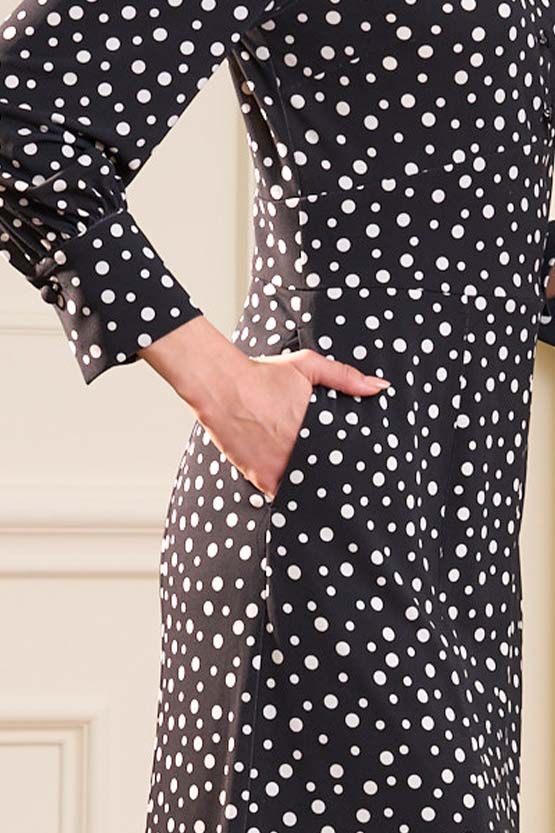 Long Length:Black Dot Long Collar Dress