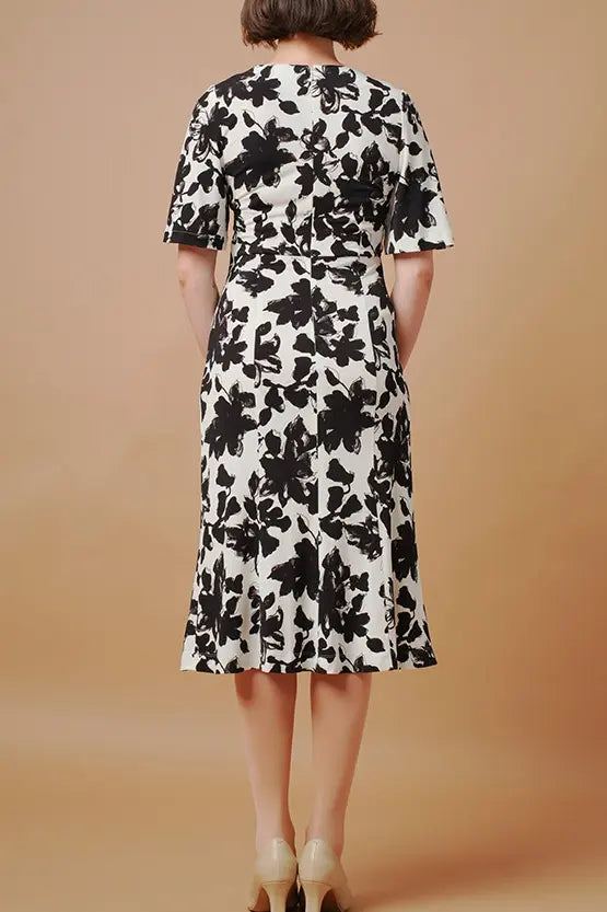 【ストレッチジャージー】ギャザーワンピース