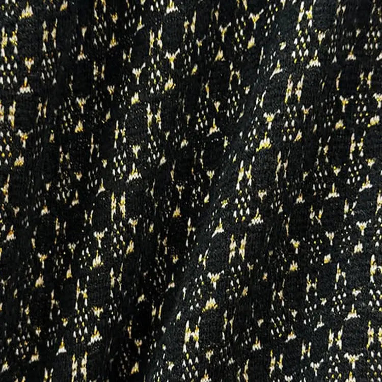 驚くほど伸びる、軽やかジャカード革命