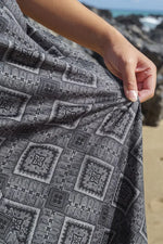 【大島紬意匠 ストレッチジャージー】ロングマリリンワンピース