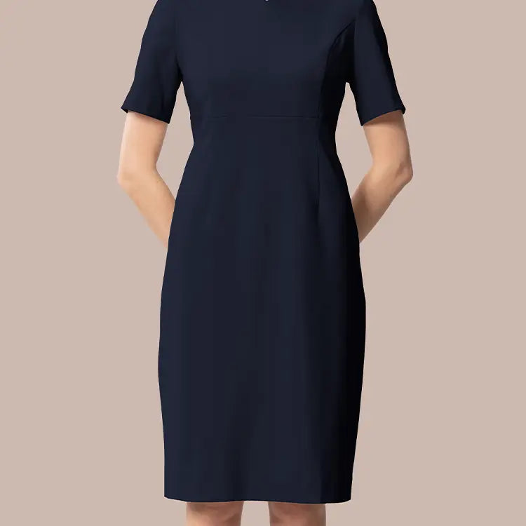 美しさ、丸ごと包むコクーンシルエット