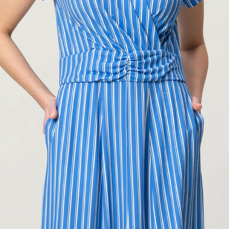 Spacious Double Pockets for Hands-Free Ease