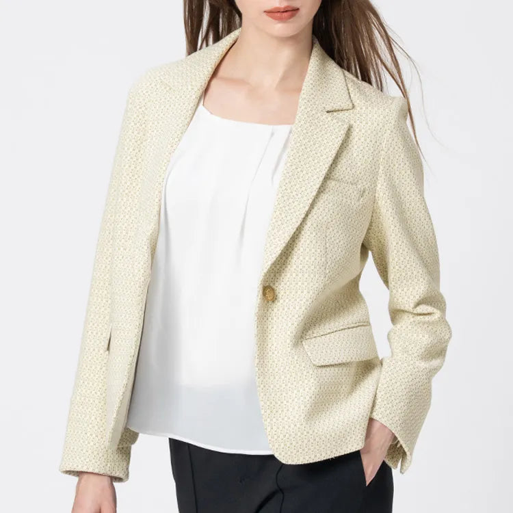 Amazingly stretchy, lightweight jacquard revolution