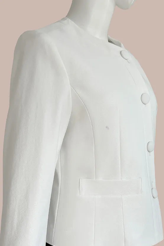 【ストレッチジャカード】ノーカラーショート丈ジャケット