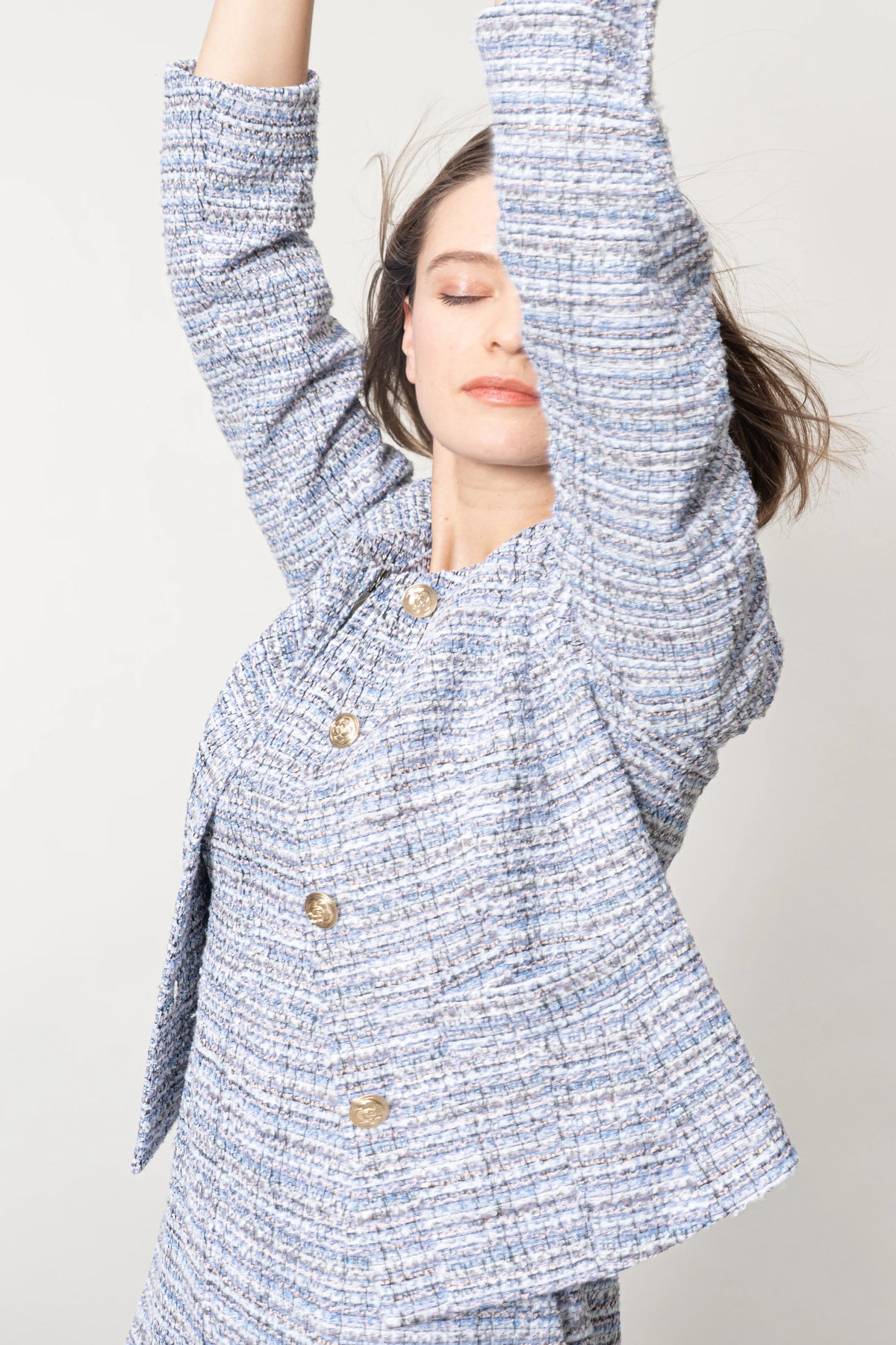 【ブークレーツイード】ノーカラーショート丈ジャケット