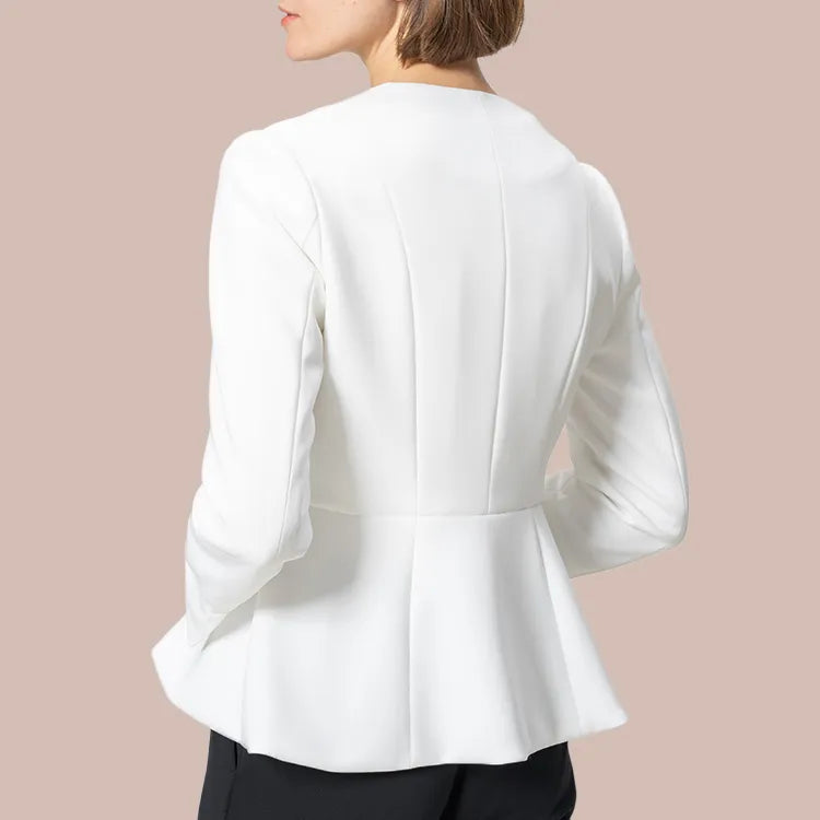 スタイルアップを叶える、美フォルム設計