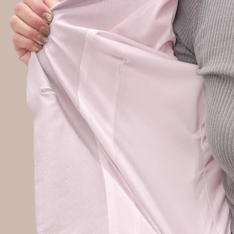 裏地も糸もストレッチするから動きやすく肩こり知らず