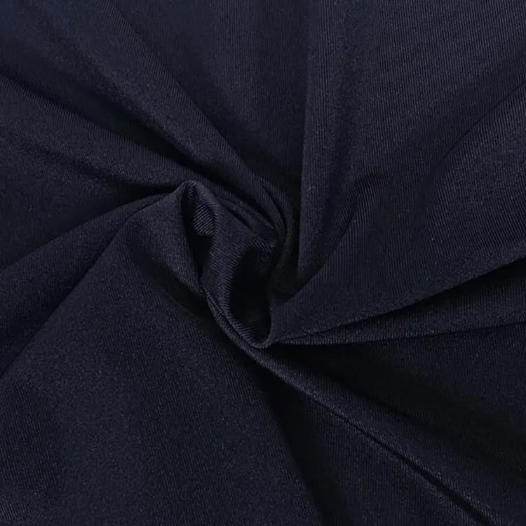 吸汗速乾性も備えたひんやり艶やかジャージー