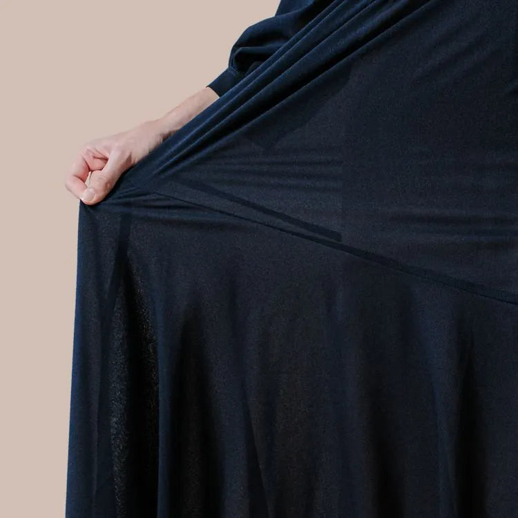 驚きの軽やかさ、動けるストレッチシフォン