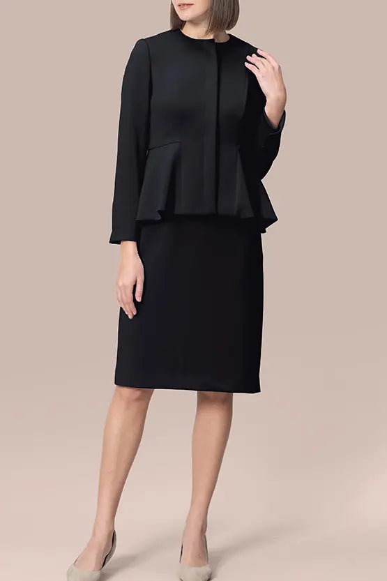 【宇宙素材】Vネックエッセンシャルワンピース