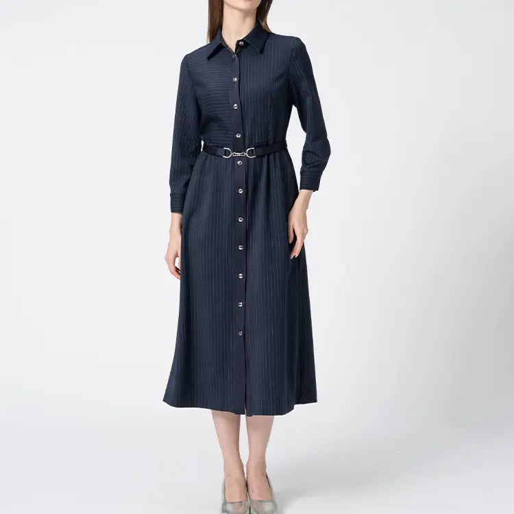 堂々の品格と知性を纏う