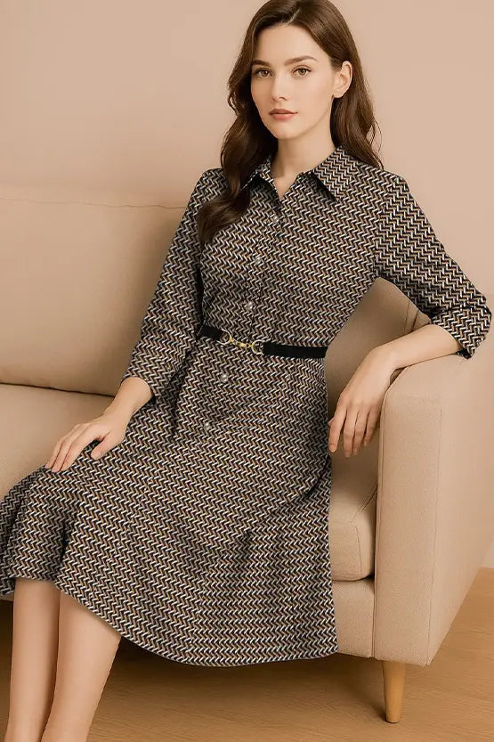 【ストレッチシフォン】モノグラムブラウン ボウタイ付きシャツワンピース