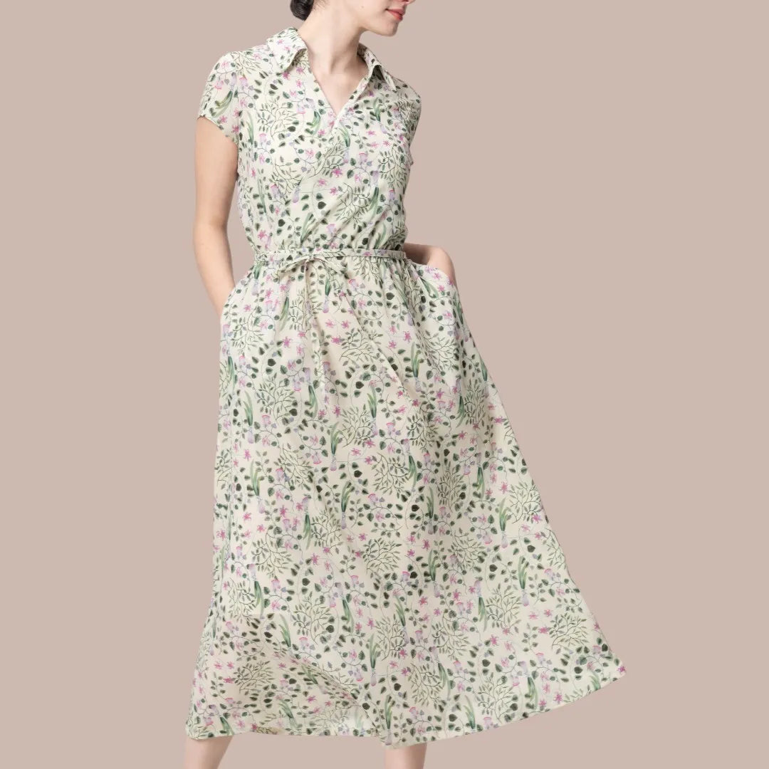 流麗な縦長シルエットでスタイルアップ