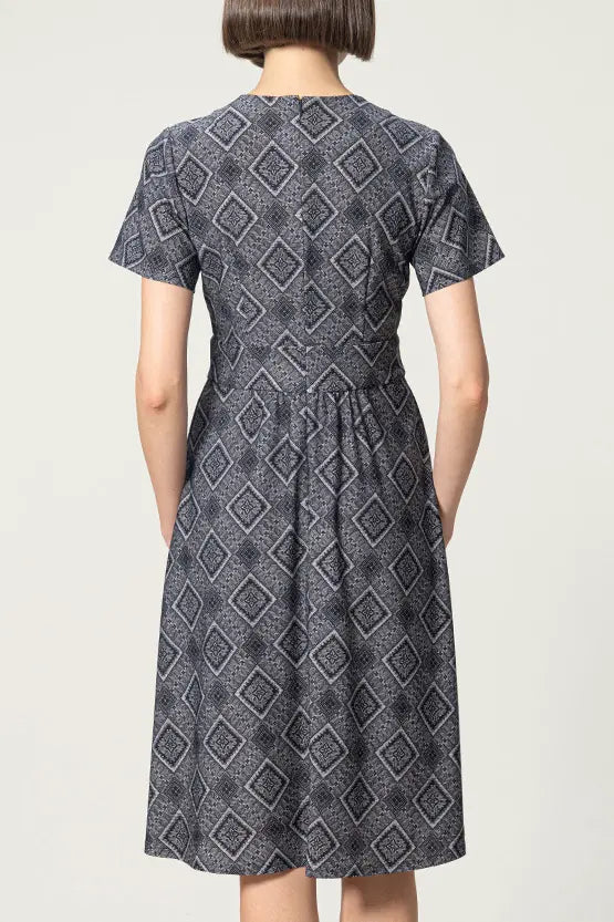 Oshima Tsumugi Design Stretch Jersey: Marilyn Dress