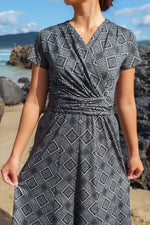 【大島紬意匠 ストレッチジャージー】ロングマリリンワンピース