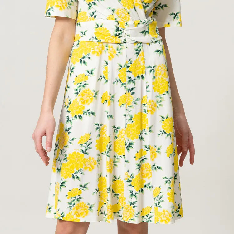 Flattering Eight-Panel Cut