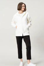 【宇宙素材】テーパードパンツ