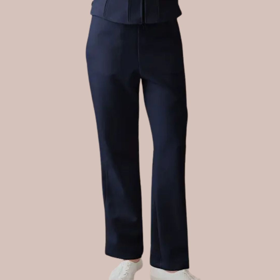 すとんと落ちる足長リブパンツ