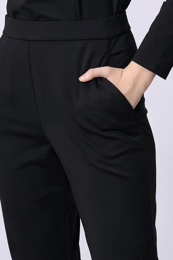 【血行促進】ストレートパンツ