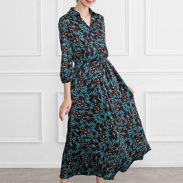 流麗な縦長シルエットで<br> スタイルアップ