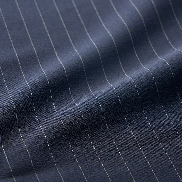 真夏でも揺るがない「品格」。アクティブクール