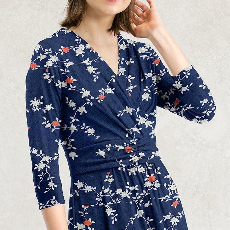 女性らしさで魅了する<br> カシュクール