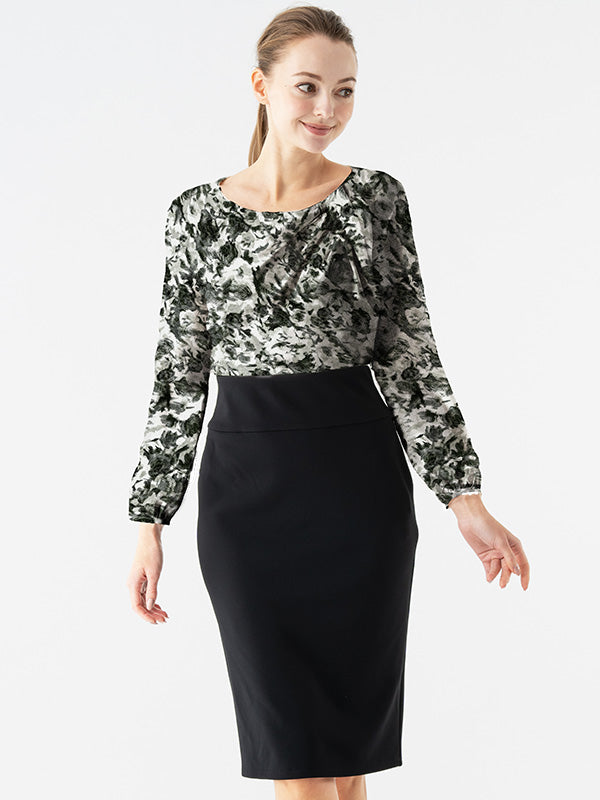 Gray Nuance Flower x Black Décolleté Tuck Dress