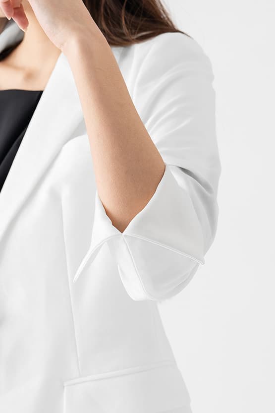 All-Season Material:Smart Stretch Tailored Jacket