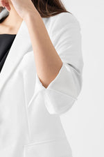 All-Season Material:Smart Stretch Tailored Jacket
