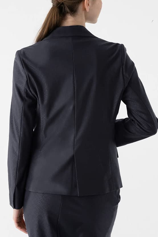 All-Season Material:Smart Stretch Tailored Jacket