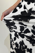 【ストレッチジャージー】ひざ丈ツイストワンピース