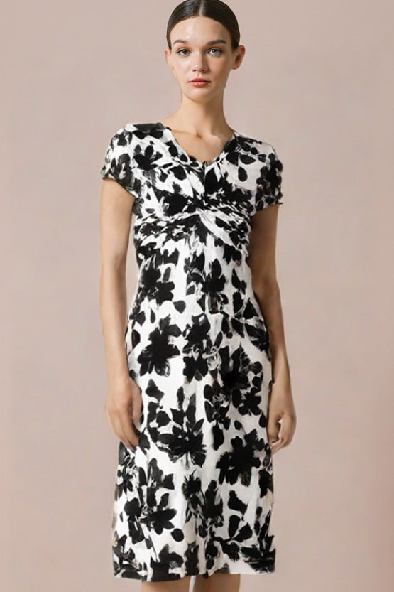 【ストレッチジャージー】ひざ下丈ツイストワンピース