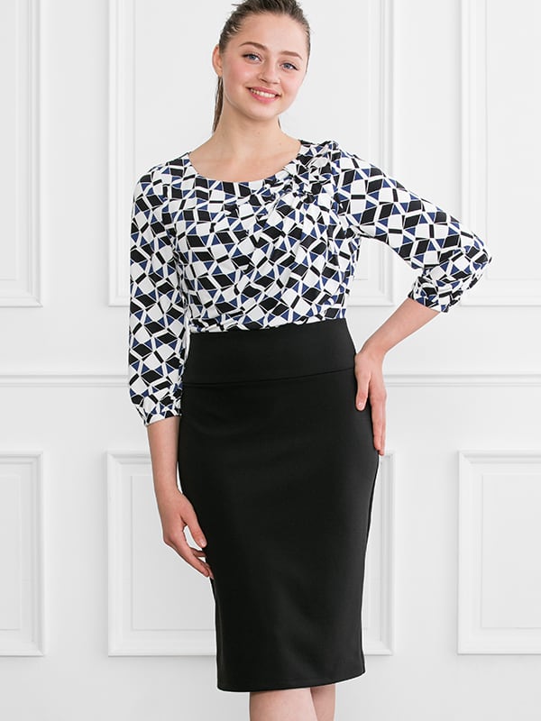 Navy Fox × Black Décolleté Tuck Dress