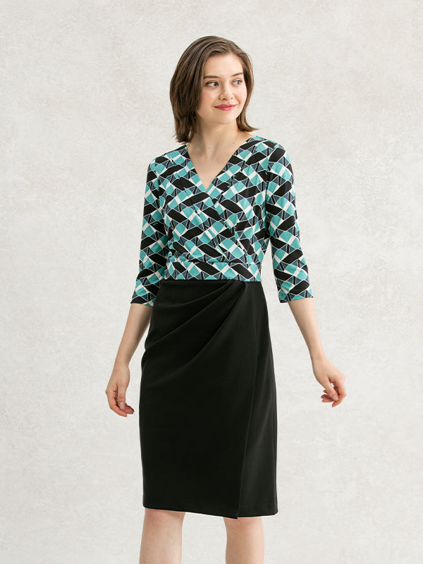 Green Fox × Black Asymmetric Docking Dress