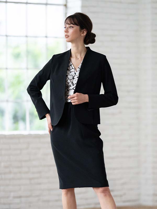 【通年素材・裏地なし】スマートストレッチ ブラック ノーカラージャケット