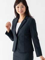 Smart Stretch: Tailored Jacket