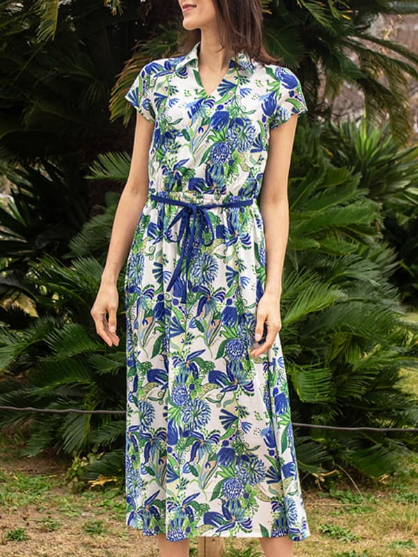 Stretch Chiffon Blue Crayon Berry Collared Cache-Coeur Long Dress