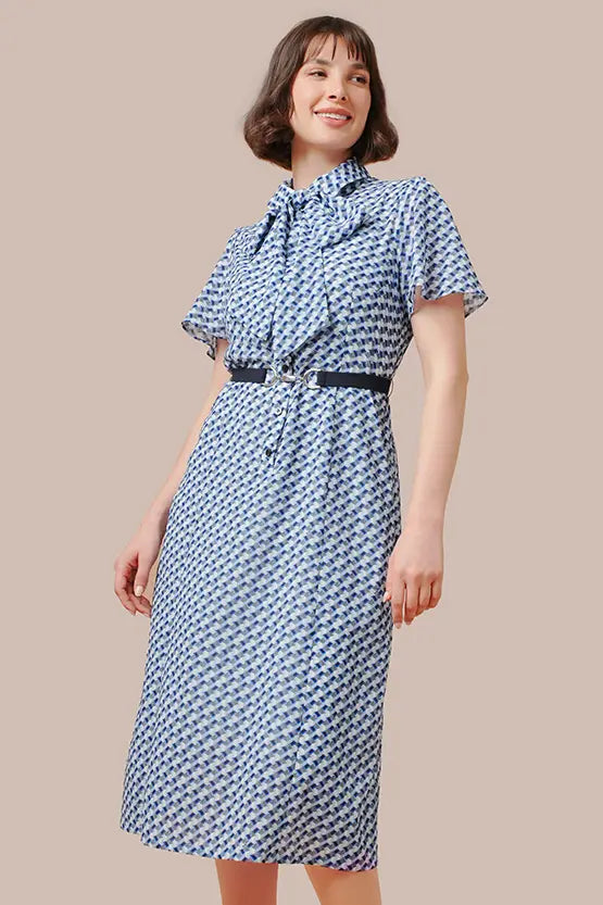 【ストレッチシフォン】クリスタル　ボウタイ付きシャツワンピース
