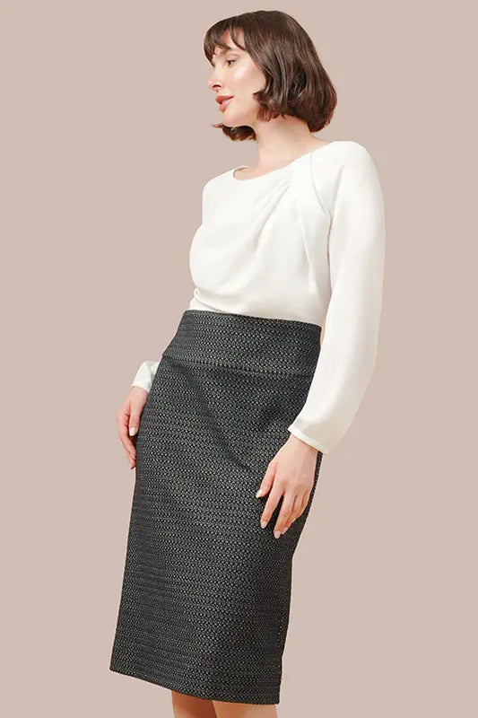 [Chiffon x Jacquard] Decollete Tuck Dress